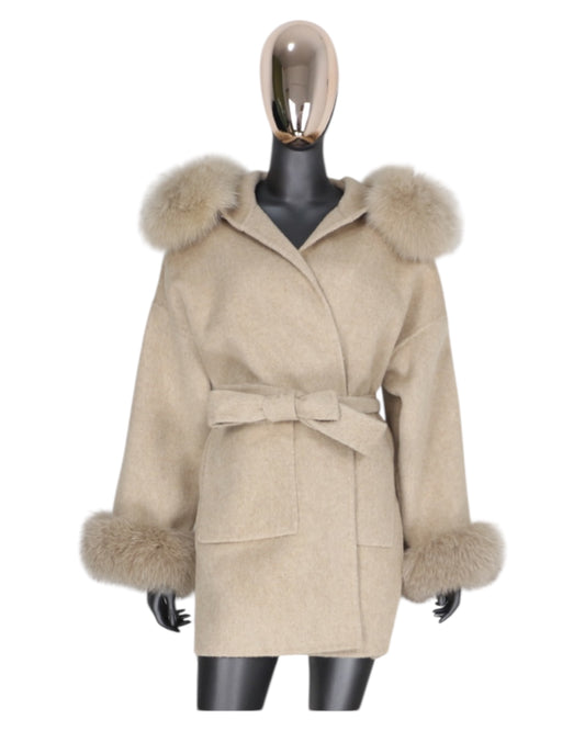 Kaschmir Mantel „Katy“ camel mit Echtpelz Kragen