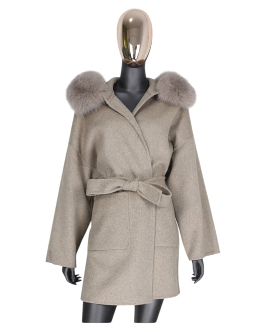 Cashmere coat “Leya” Off White with real fur collar