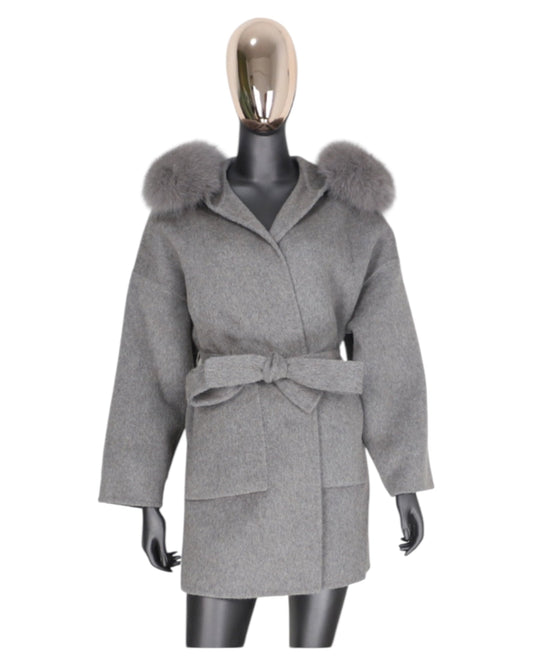 Cashmere coat “Leya” Off White with real fur collar